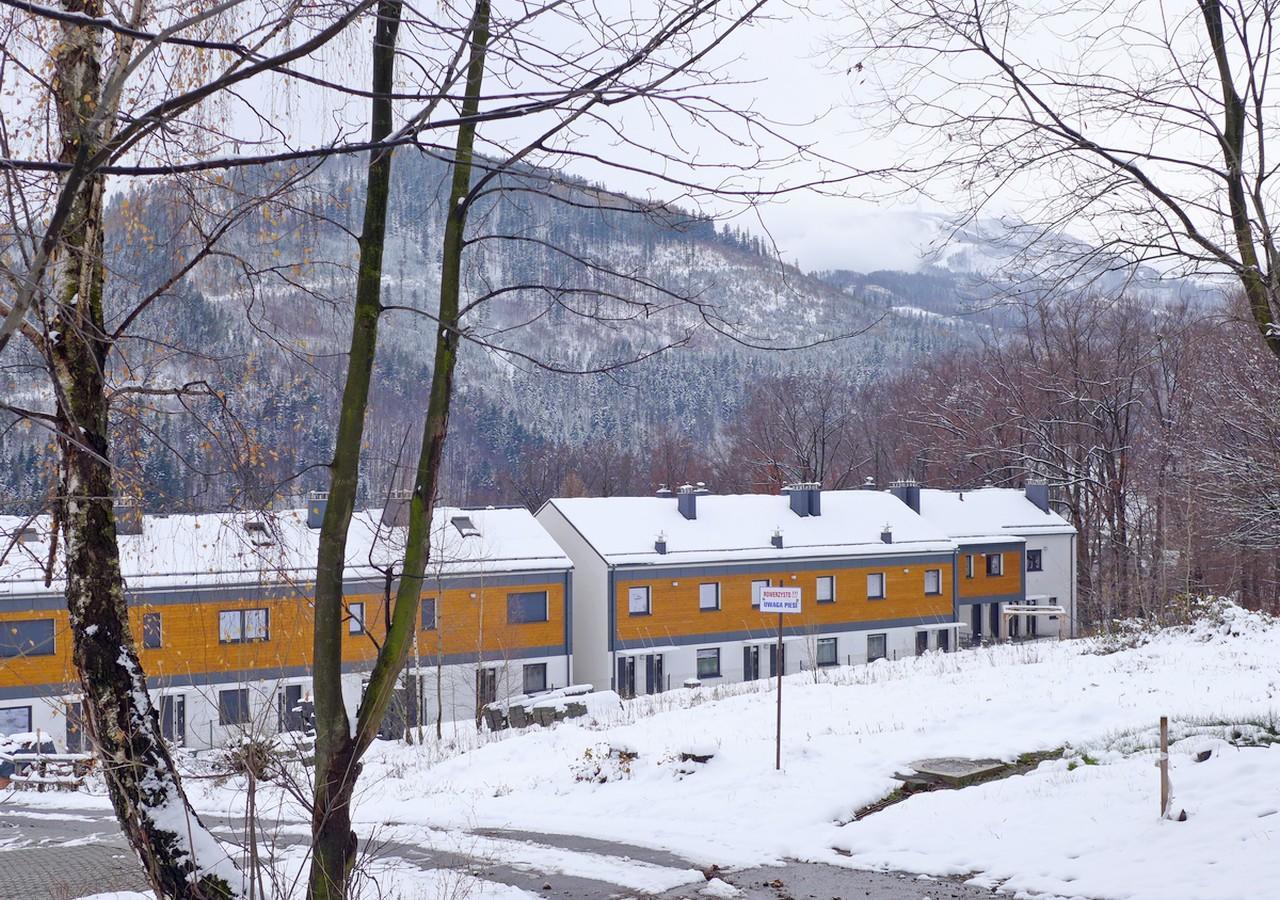 Wellness Apartamenty Zloty Widok ชเจอร์ค ภายนอก รูปภาพ
